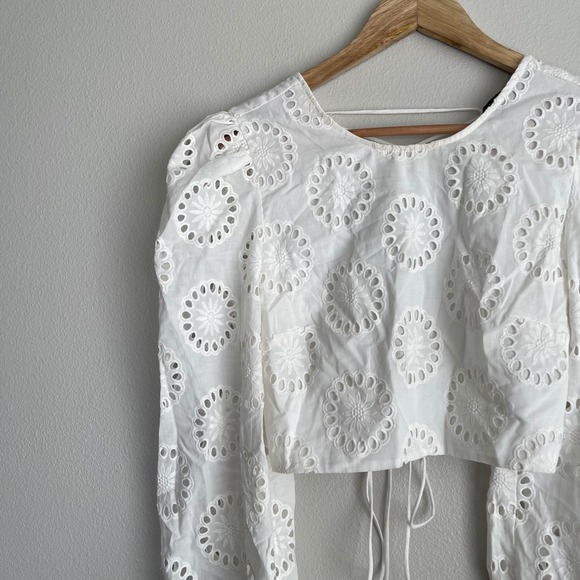 Zara Eyelet Lace Long Sleeve Cropped Puff Sleeve Coquette Top Size Small - Picture 3 of 10
